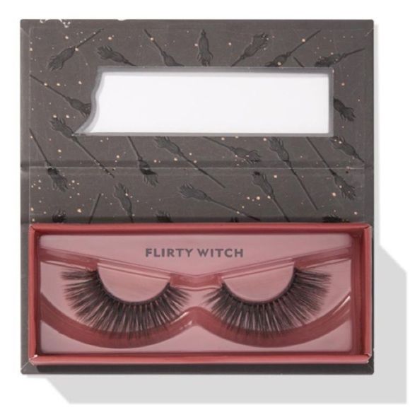 🔥SALE HOCUS POCUS FLIRTY WITCH LASHES